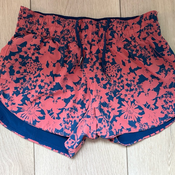 Lululemon Choose a Side 6 - Picture 3 of 4